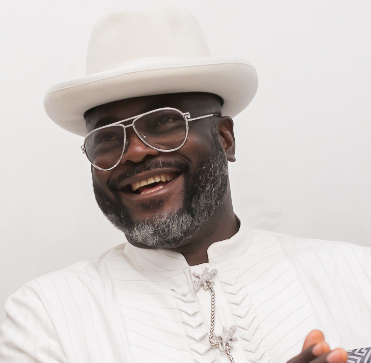 DUMO LULU-BRIGGS FELICITATE WITH WORKERS ON MAY 1ST 2018